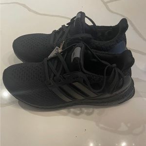 Women's adidas Ultraboost 5.0 DNA Shoes Size 7 Black NEW